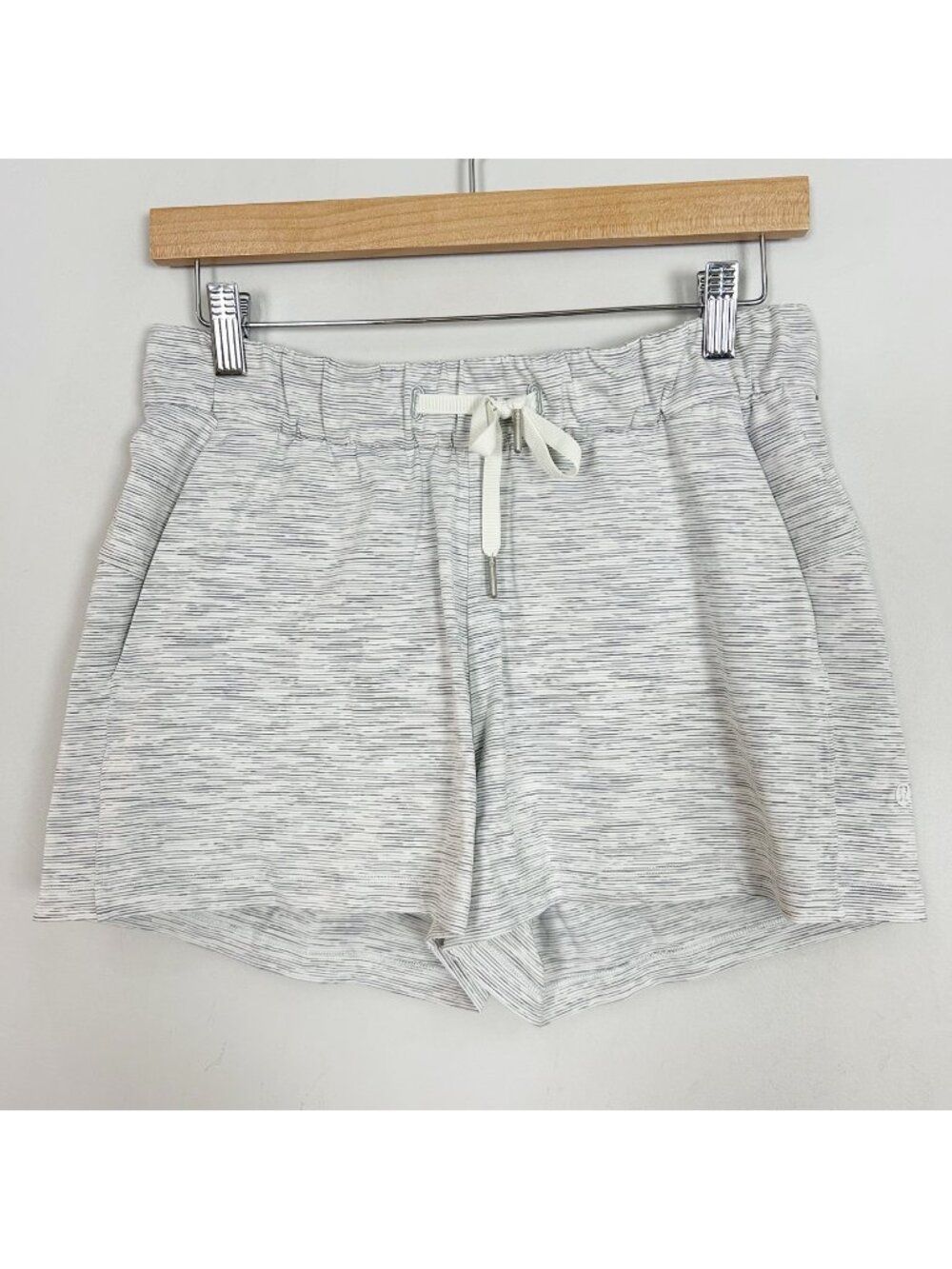 Lululemon On The Fly Shorts We Are From Space Spacedye Size 6 Drawstring Waist W